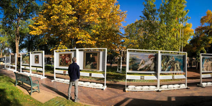 Exposition d'arts dehors
